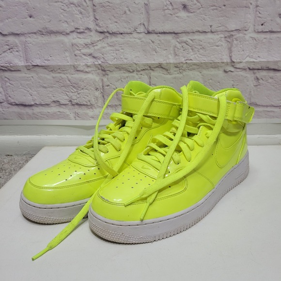 Nike Air Force 1 Mid UV Volt Neon Green Size 11 AO0702-700 Basketball Sneakers - Picture 1 of 9